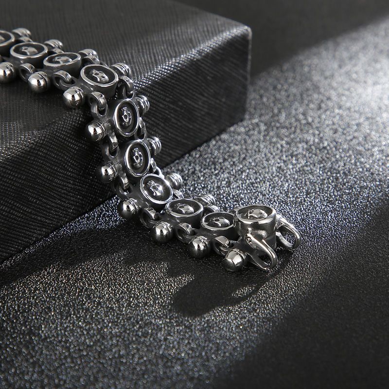 Streetwear Brand Jewelry - ​ 新入荷 メンズ チタン製スカルブレスレット - ボールドなヒップホップ・パンク・ストリートウェアジュエリー、エッジの効いたニッチブランドアクセサリー
