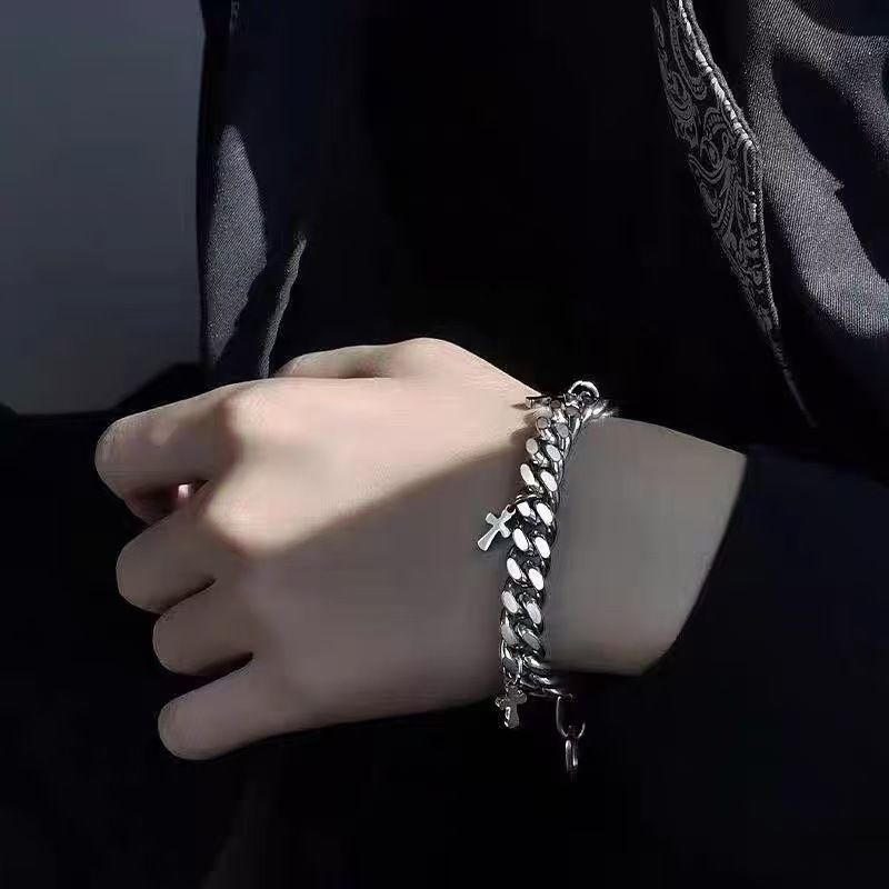 クロスボーダーヒット：ミニクロス付きキューバンリンクブレスレ - Streetwear Brand Jewelry のレビューと価格